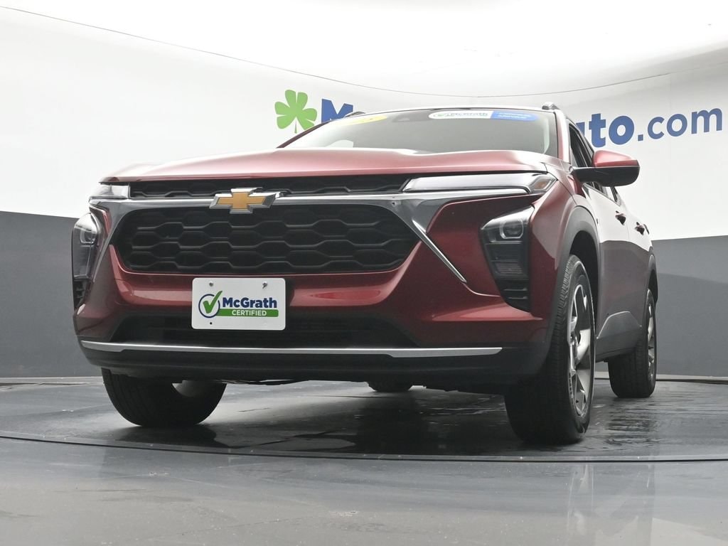 2025 Chevrolet Trax LT - Photo 7