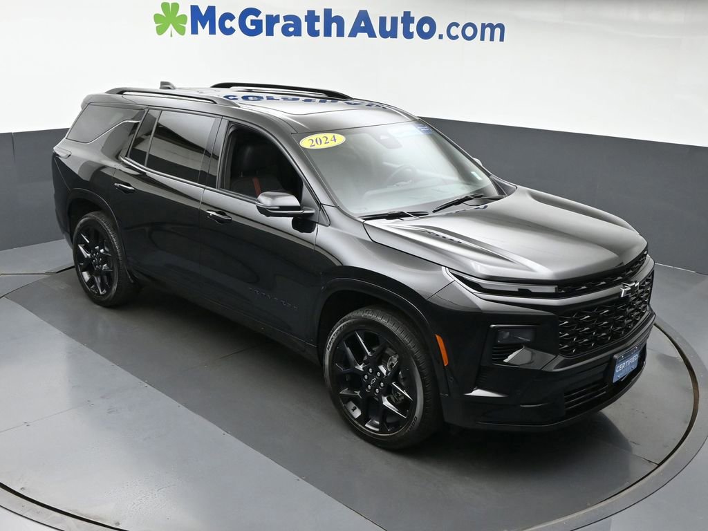 2024 Chevrolet Traverse RS photo 2