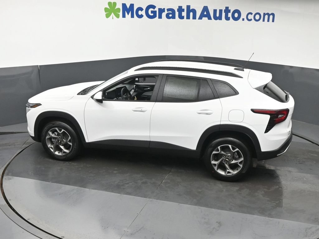 2026 Chevrolet Trax LT - Photo 23