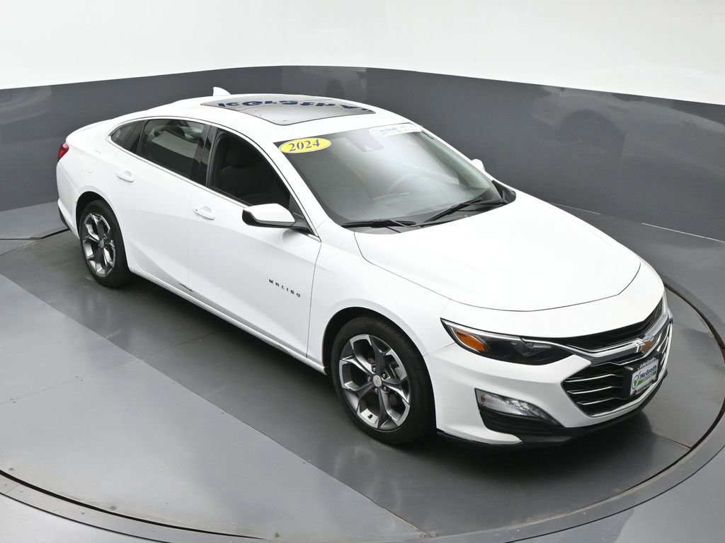 2024 Chevrolet Malibu 1LT photo 2