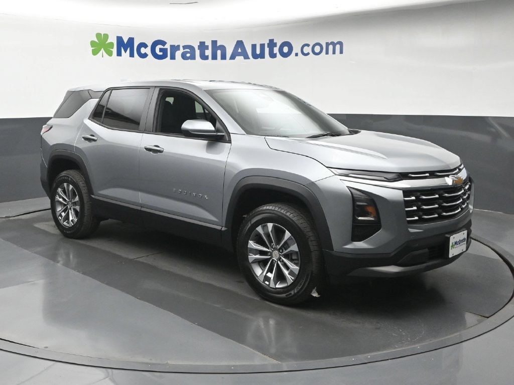 2027 Chevrolet Equinox LT - Photo 2