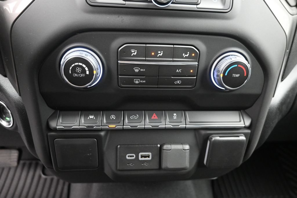 2026 Chevrolet Silverado 1500 Custom - Photo 17