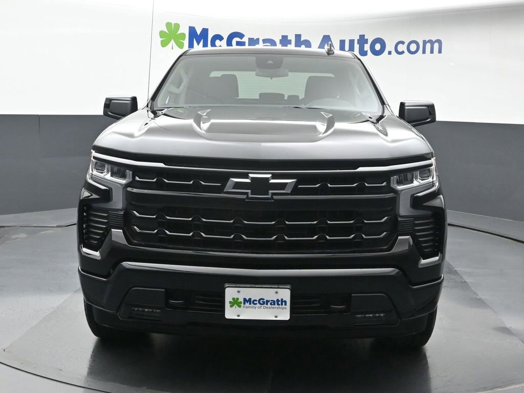 2026 Chevrolet Silverado 1500 RST photo 3