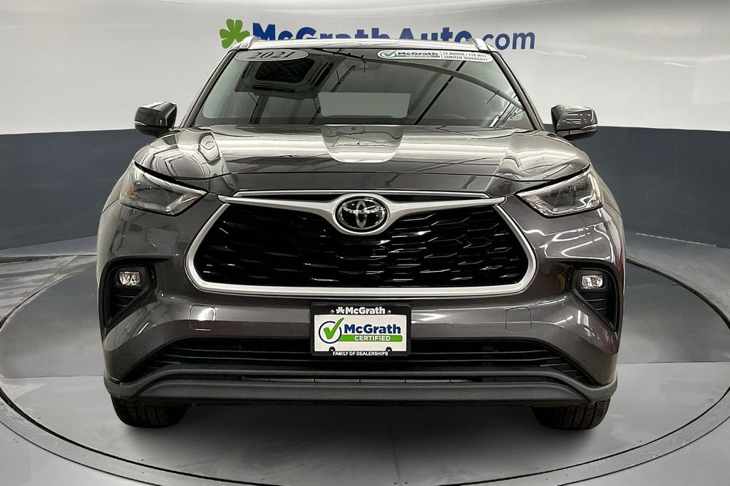 2021 Toyota Highlander XLE photo 4