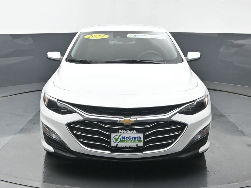 2024 Chevrolet Malibu 1LT photo 3