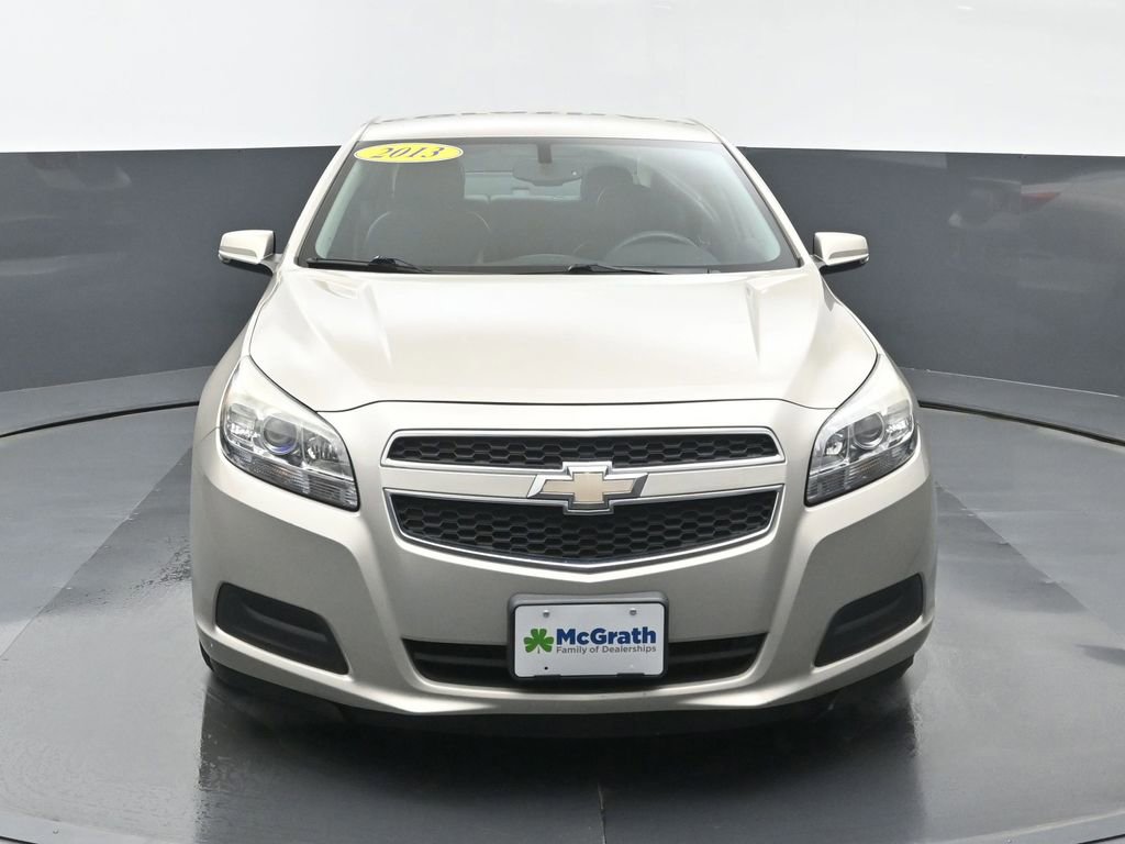 2013 Chevrolet Malibu 1LT photo 3