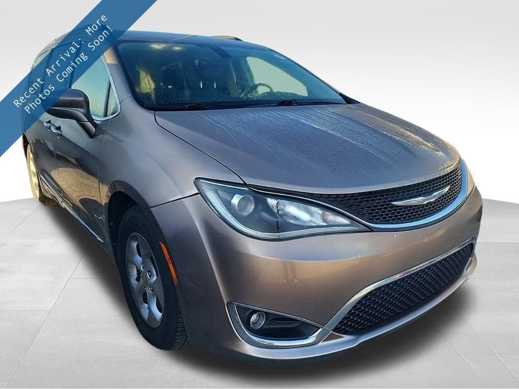 Used 2017 Chrysler Pacifica Touring-L Plus Van