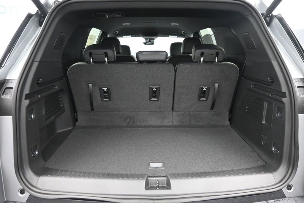 2026 Chevrolet Traverse LT - Photo 12