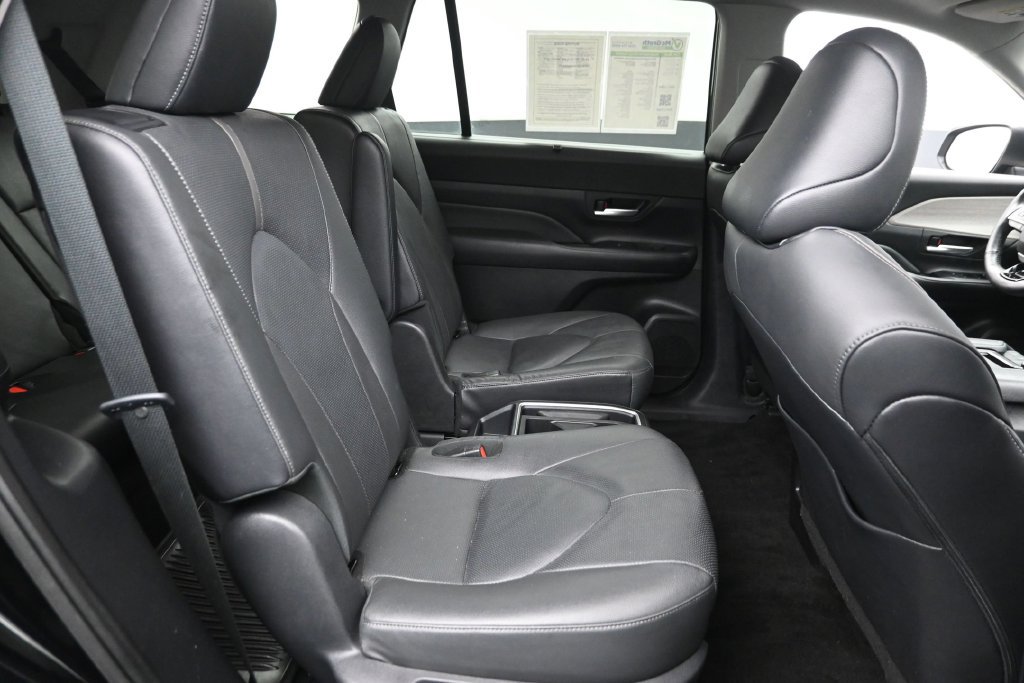 2024 Toyota Grand Highlander Platinum - Photo 10