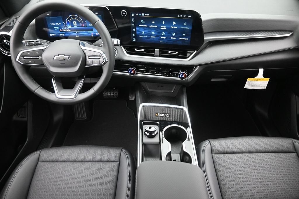 2027 Chevrolet Equinox LT - Photo 16