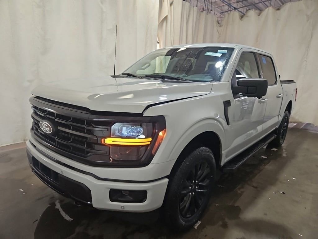 Used 2024 Ford F-150 XLT Truck SuperCrew Cab