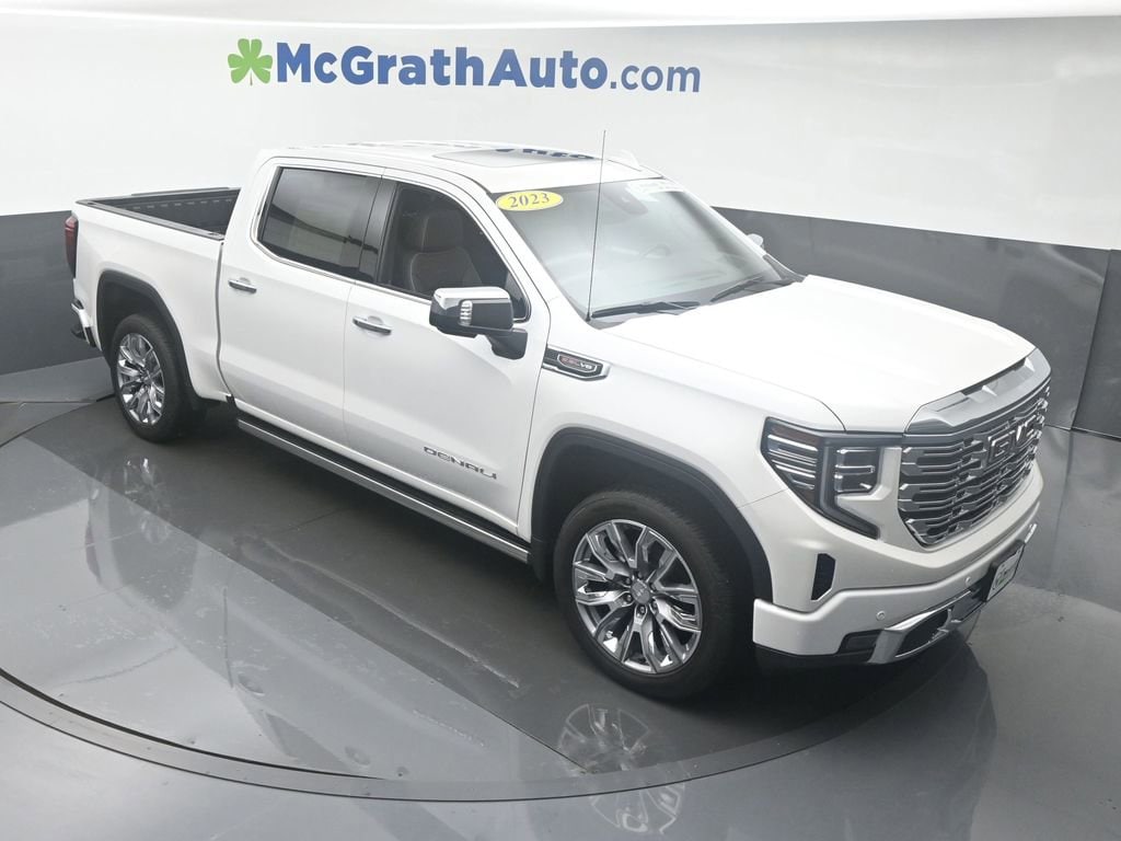Used 2023 GMC Sierra 1500 Denali Denali with VIN 1GTUUGEL0PZ286262 for sale in Cedar Rapids, IA