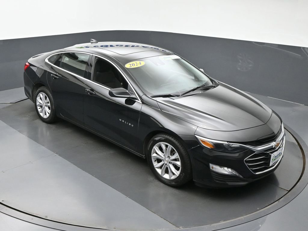 2024 Chevrolet Malibu 1LT photo 2