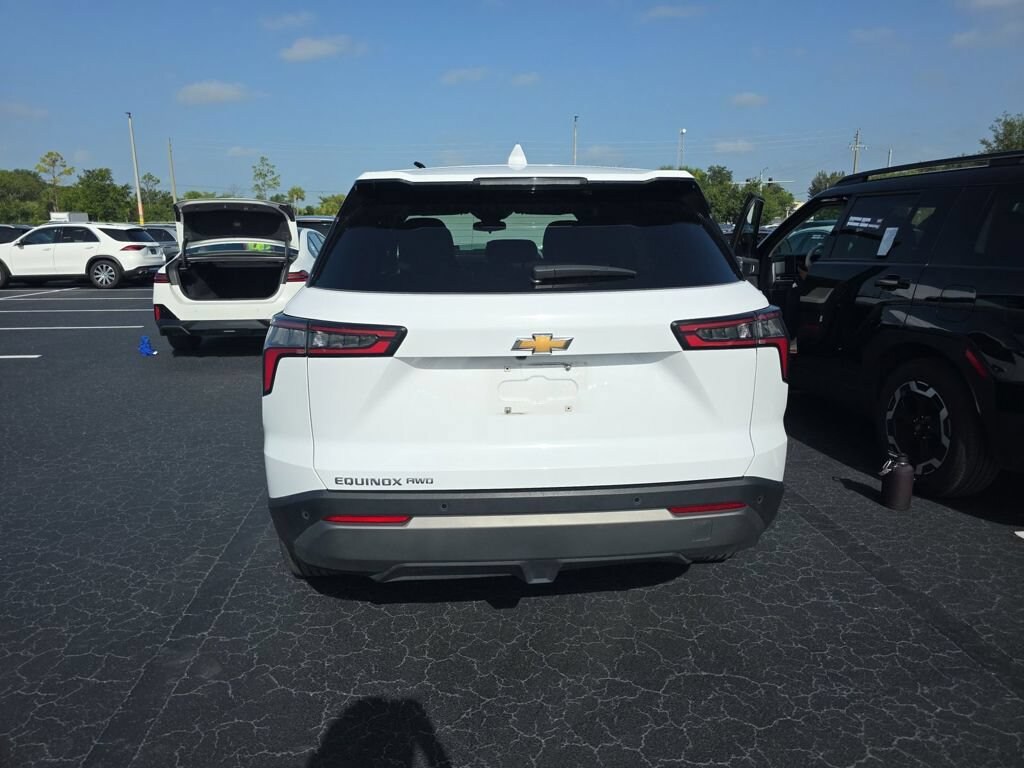 Used 2025 Chevrolet Equinox LT SUV