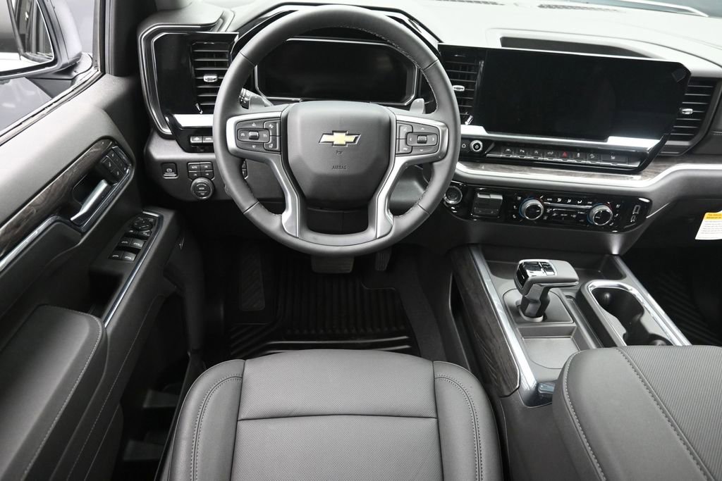 2026 Chevrolet Silverado 1500 LTZ - Photo 14
