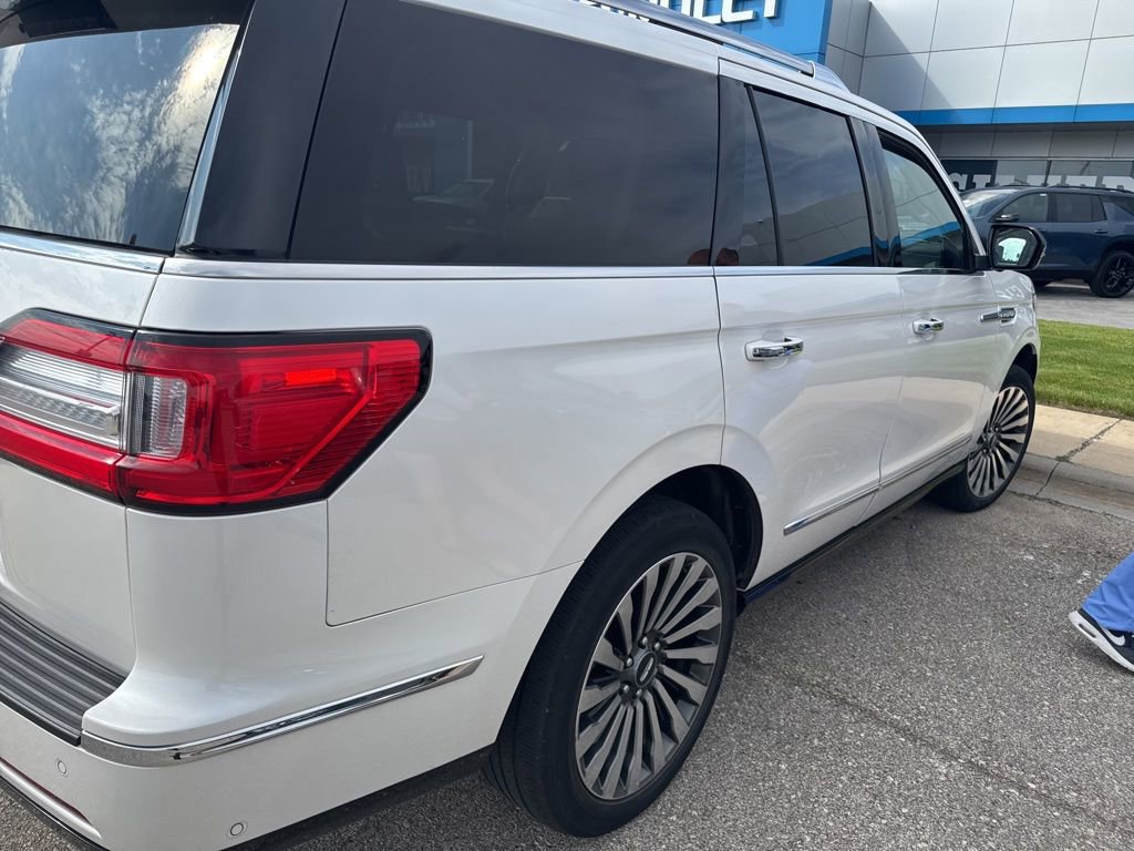2019 Lincoln Navigator Reserve photo 3