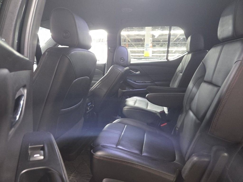 2023 Chevrolet Traverse RS photo 4