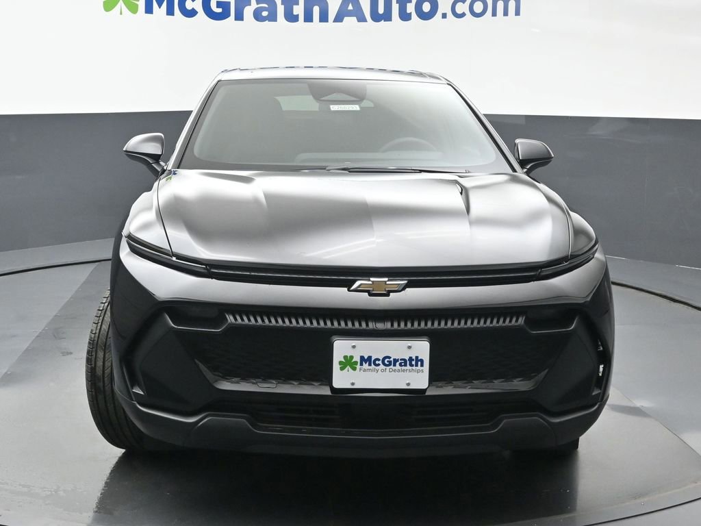 2026 Chevrolet Equinox EV 1LT photo 3