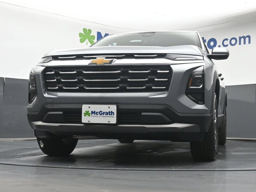 2027 Chevrolet Equinox LT - Photo 7