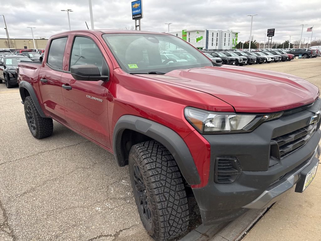 2023 Chevrolet Colorado Trail Boss photo 2
