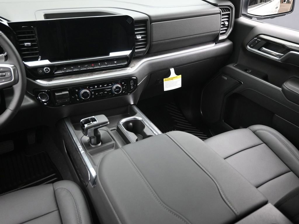 2026 Chevrolet Silverado 1500 LTZ - Photo 15