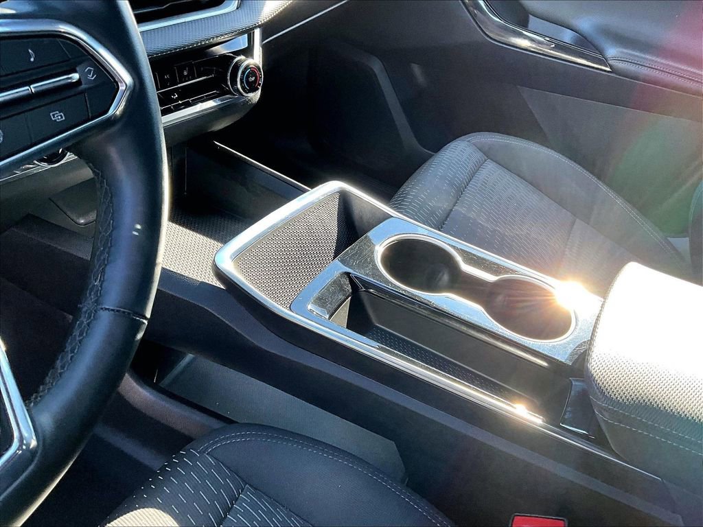 2025 Chevrolet Equinox LT - Photo 21