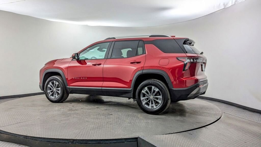 Used 2025 Chevrolet Equinox LT SUV