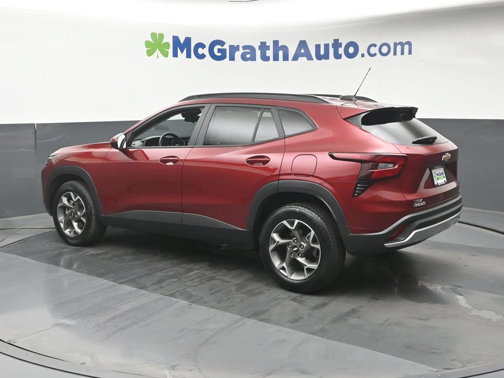 2025 Chevrolet Trax LT - Photo 25