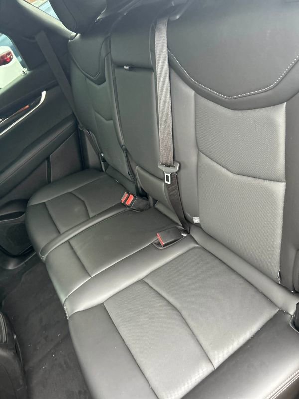 2022 Cadillac XT5 Premium Luxury photo 3