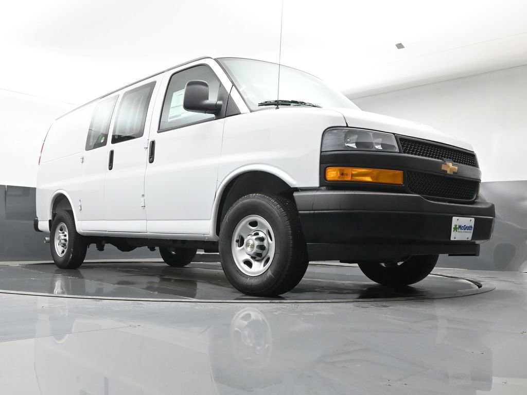2026 Chevrolet Express Cargo Work Van - Photo 22