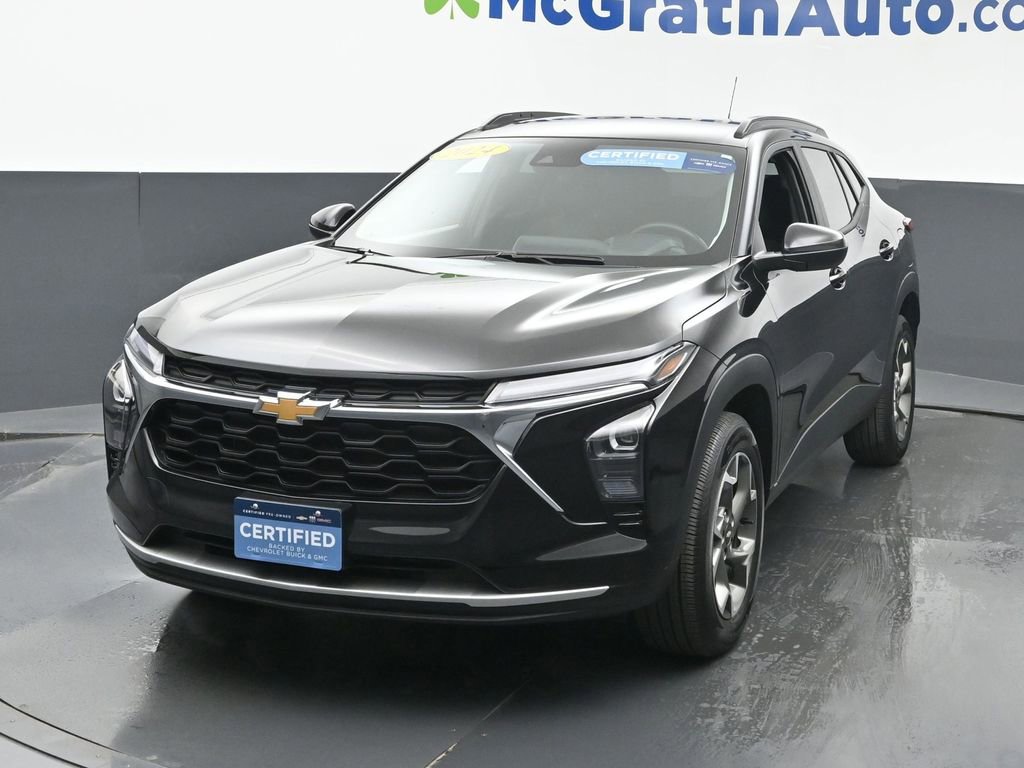 2024 Chevrolet Trax LT photo 3