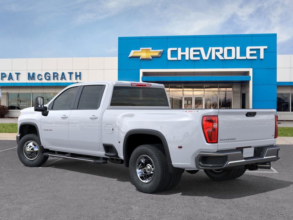 2026 Chevrolet Silverado 3500HD LT photo 3