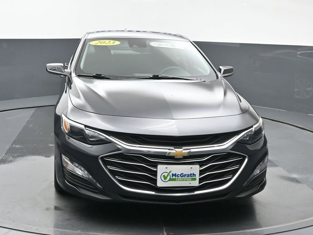 2023 Chevrolet Malibu 1LT photo 2