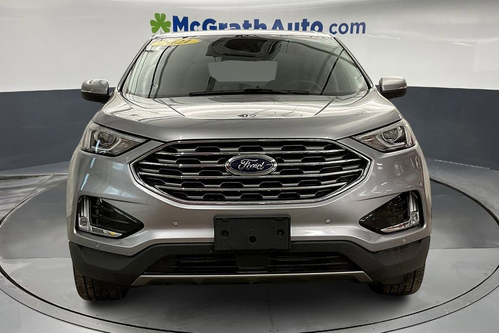 2021 Ford Edge Titanium photo 4