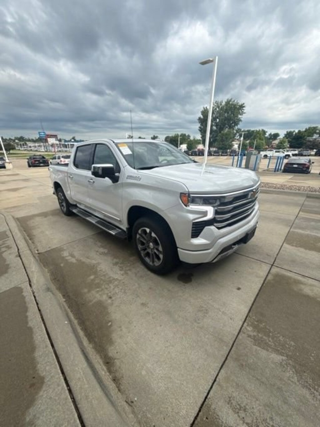 Used 2025 Chevrolet Silverado 1500 High Country Truck Crew Cab