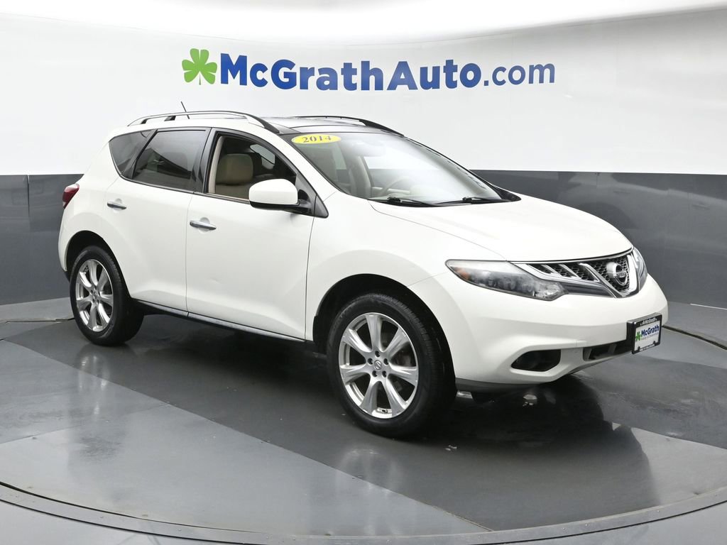 Used 2014 Nissan Murano LE with VIN JN8AZ1MU9EW419955 for sale in Cedar Rapids, IA