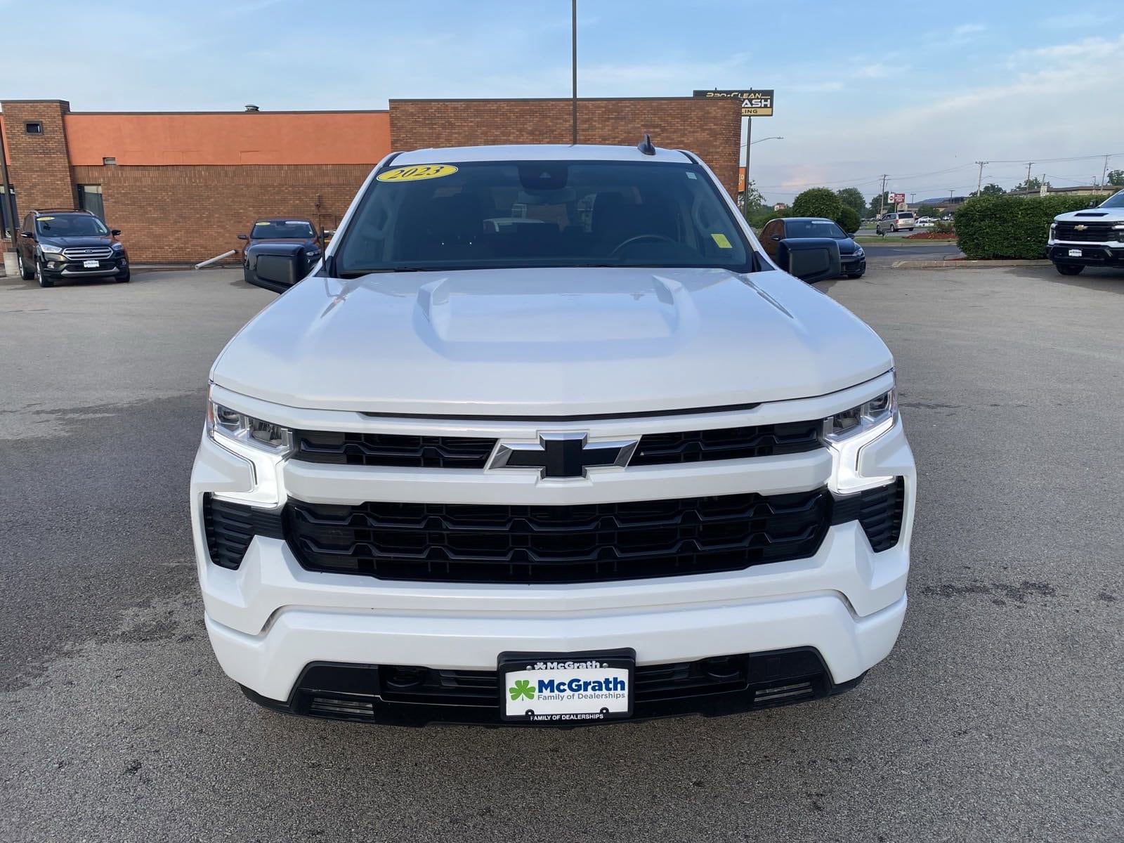 Used 2023 Chevrolet Silverado 1500 RST with VIN 2GCUDEED1P1103215 for sale in Cedar Rapids, IA