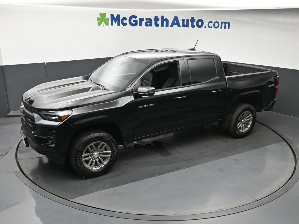 2026 Chevrolet Colorado LT - Photo 22