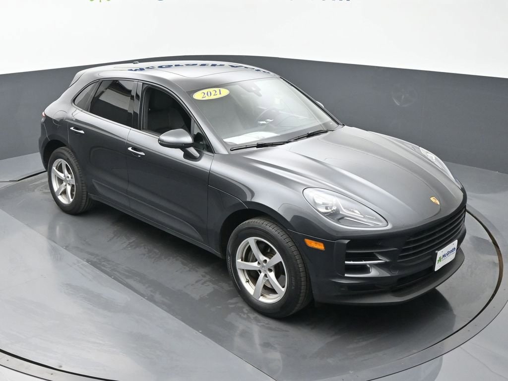 Used 2021 Porsche Macan Base with VIN WP1AA2A55MLB06695 for sale in Cedar Rapids, IA