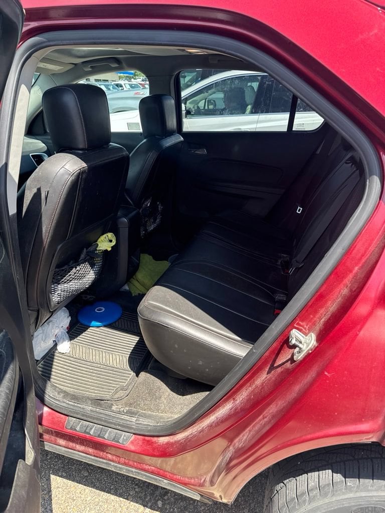 Used 2011 Chevrolet Equinox 2LT with VIN 2CNALPEC6B6203889 for sale in Cedar Rapids, IA