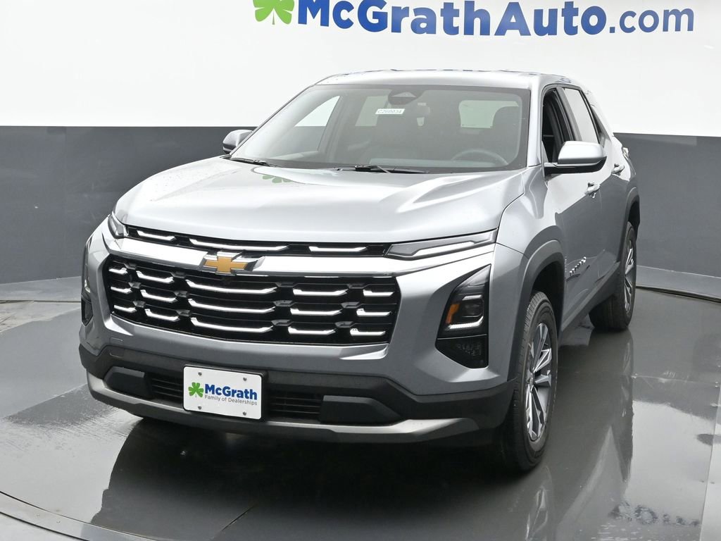 2026 Chevrolet Equinox LT photo 4