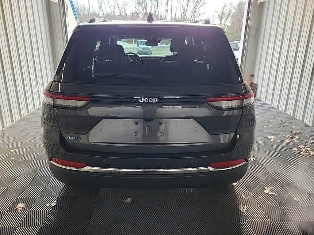 Used 2023 Jeep Grand Cherokee 4xe 4x4 SUV
