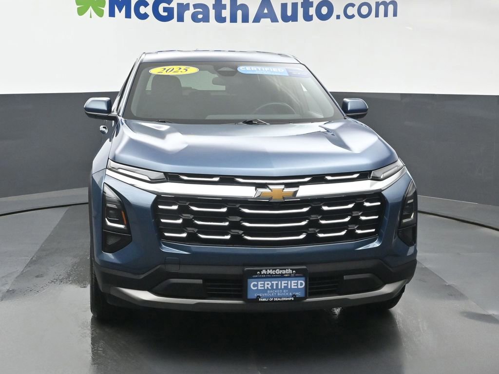 2025 Chevrolet Equinox LT photo 3