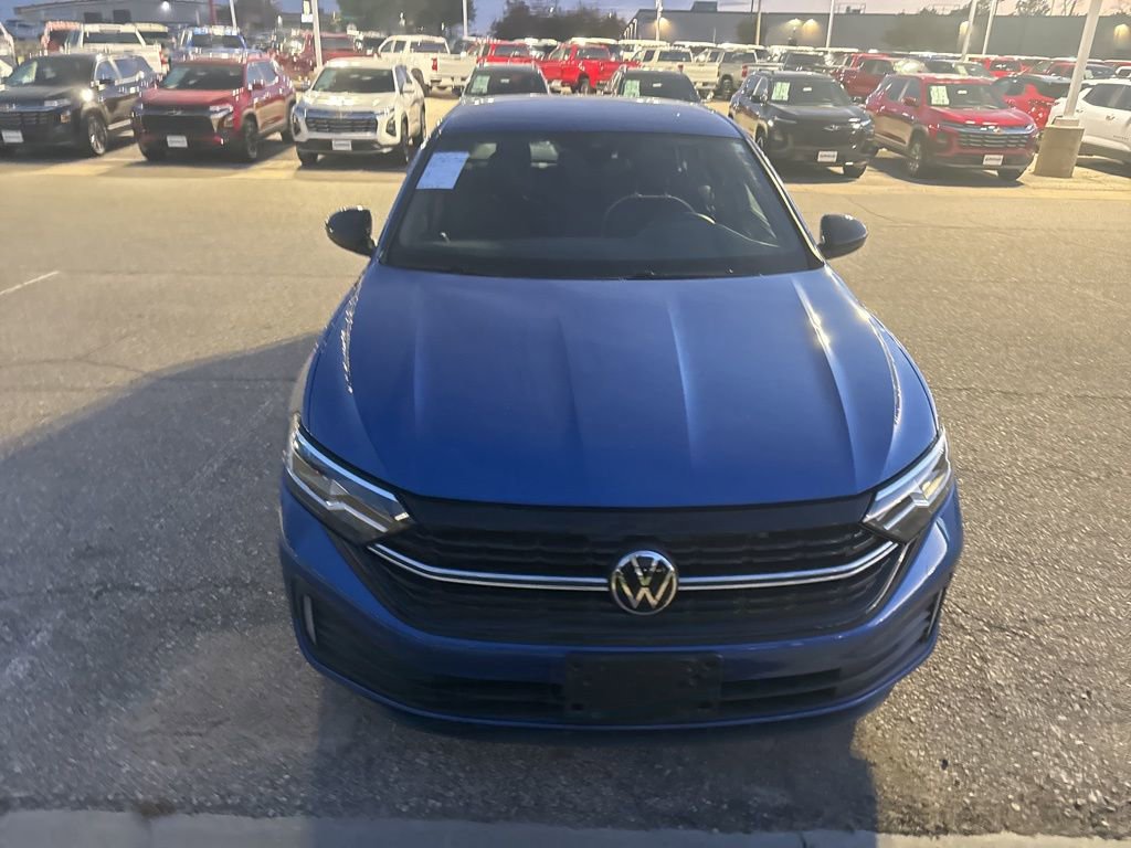 2023 Volkswagen Jetta 1.5T Sport photo 2