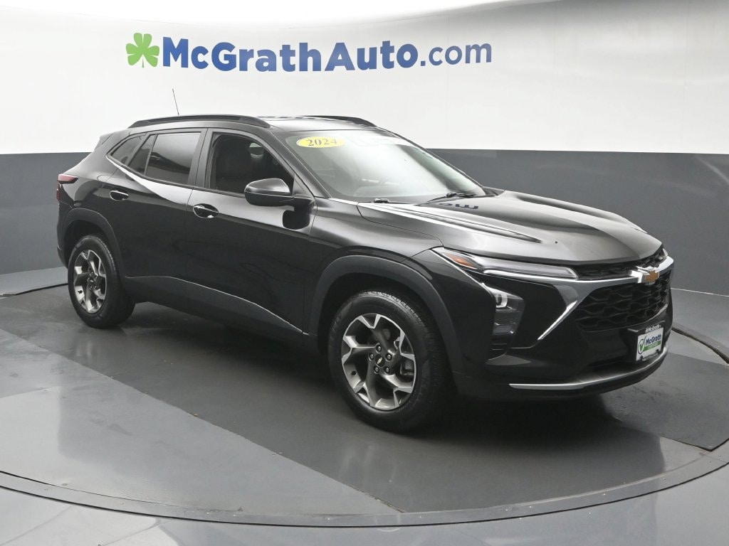Used 2024 Chevrolet Trax LT SUV