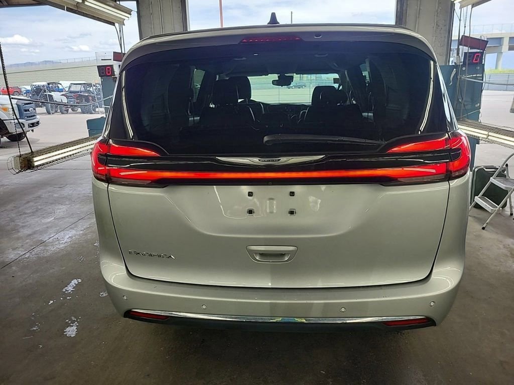 Used 2024 Chrysler Pacifica Touring L Van Passenger Van