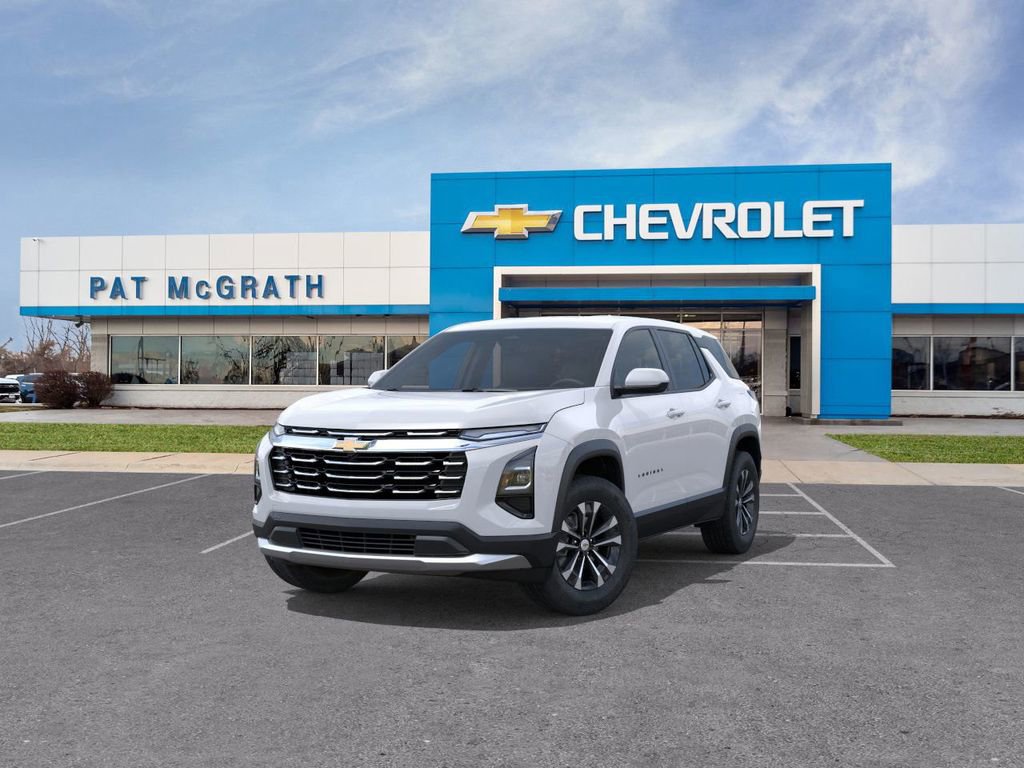 2026 Chevrolet Equinox LT photo 2