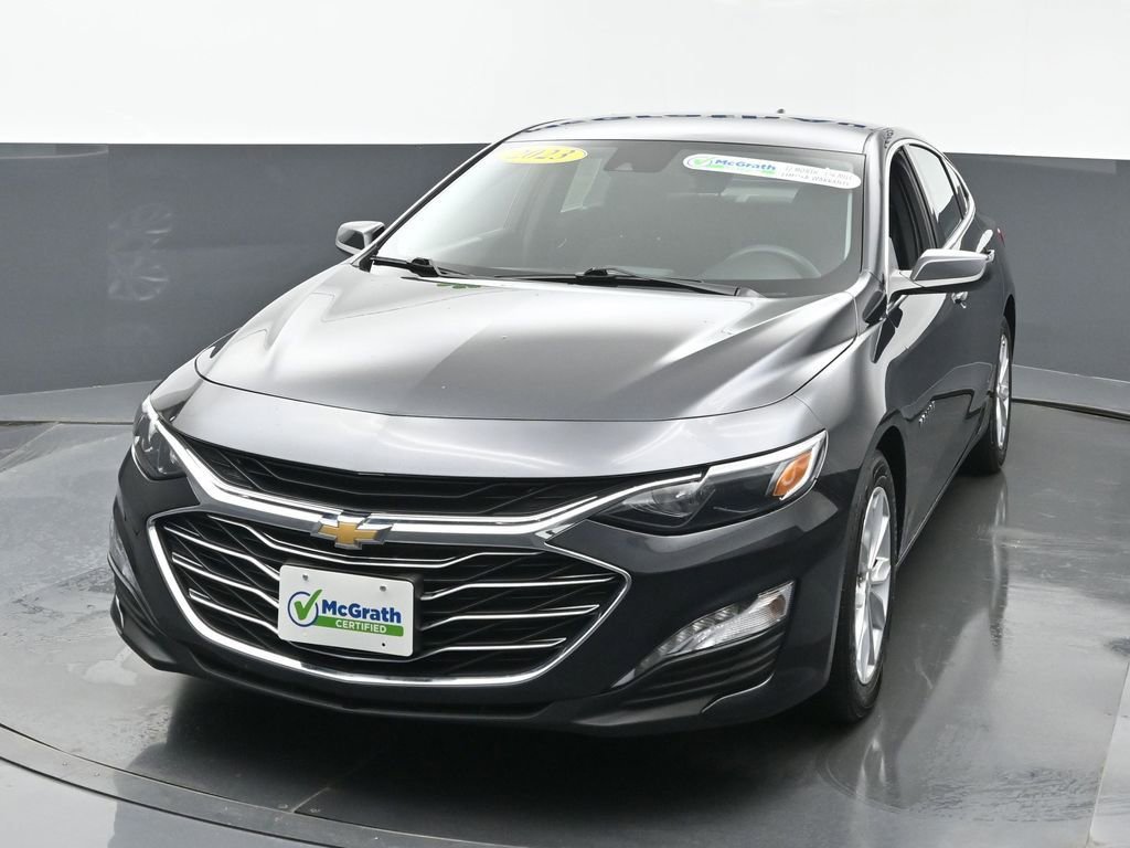 2023 Chevrolet Malibu 1LT photo 3