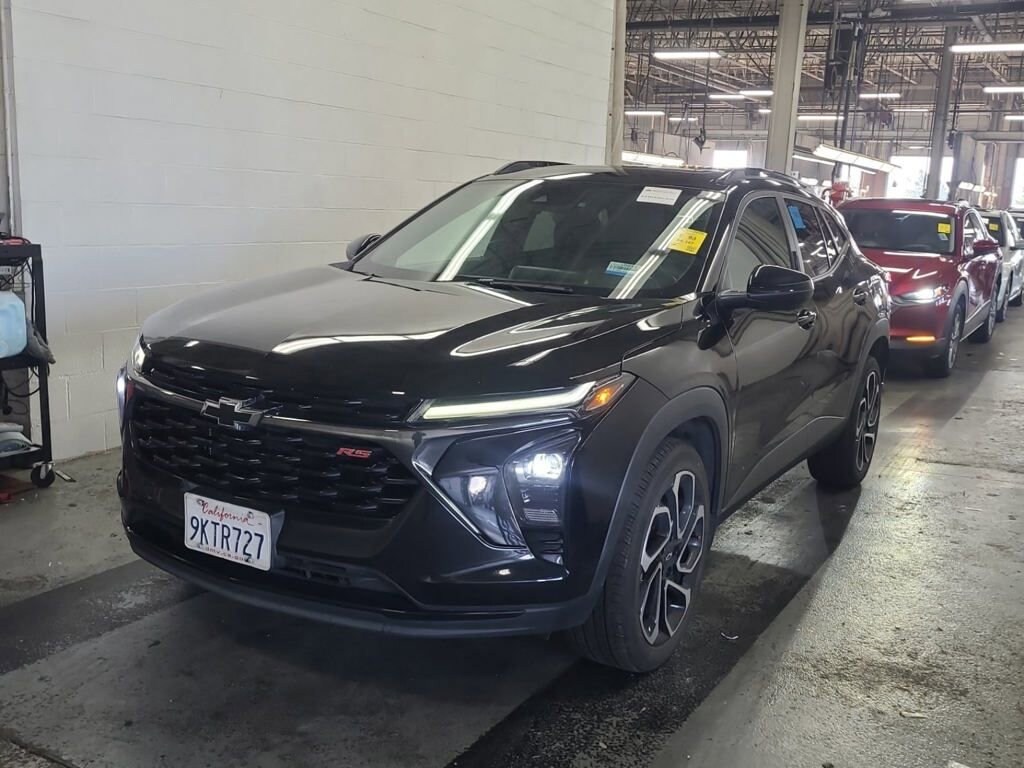Used 2024 Chevrolet Trax 2RS SUV