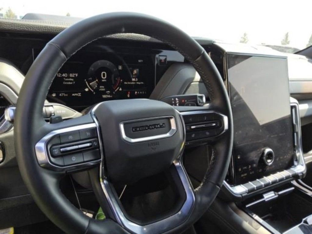 2025 Gmc Yukon XL Denali photo 4